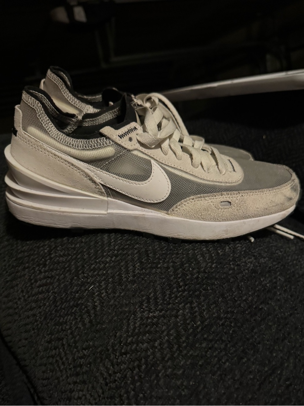 Nike Men's White and Gray Layered Casual Sneakers